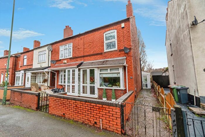 3 Bedroom End Of Terrace House For Sale In Daw End Lane, Walsall, West Midlands, WS4