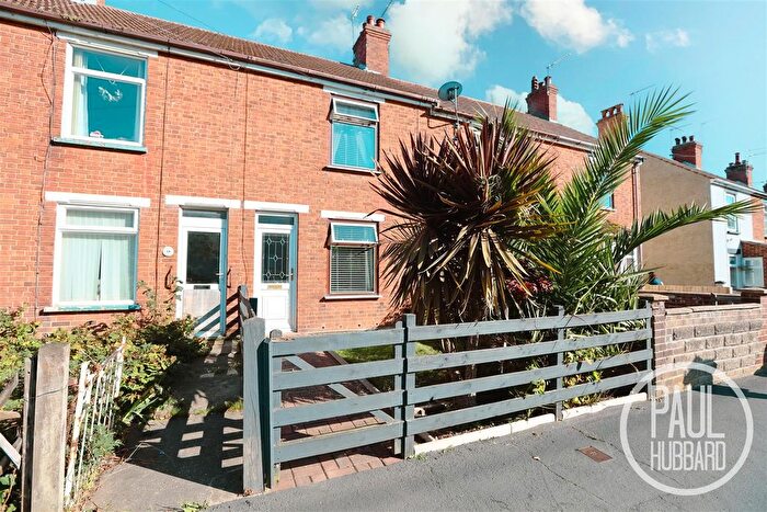2 Bedroom Terraced House For Sale In Somerton Avenue, Lowestoft, NR32