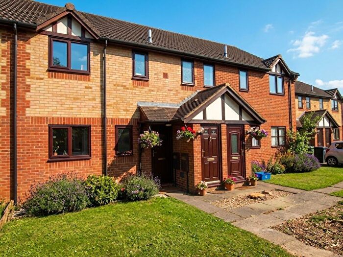 1 Bedroom Maisonette For Sale In Pennycress Way, Newport Pagnell, MK16