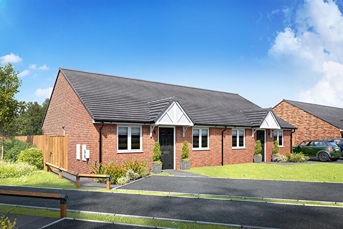 2 Bedroom Bungalow To Rent In Farington Mews, Leyland, Phase, Farington, PR26