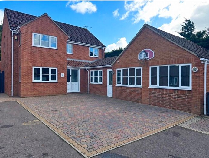 5 Bedroom Detached House For Sale In Jubilee Close, Erpingham, NR11