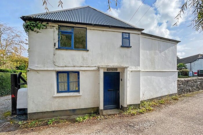 3 Bedroom Property For Sale In Bridge House, Calenick, Truro, Cornwall, TR3