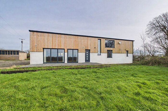 4 Bedroom Property For Sale In Sutcombe, Youldon, EX22
