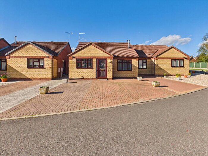 2 Bedroom Semi-Detached House For Sale In Meadowlake Close, Lincoln, LN6