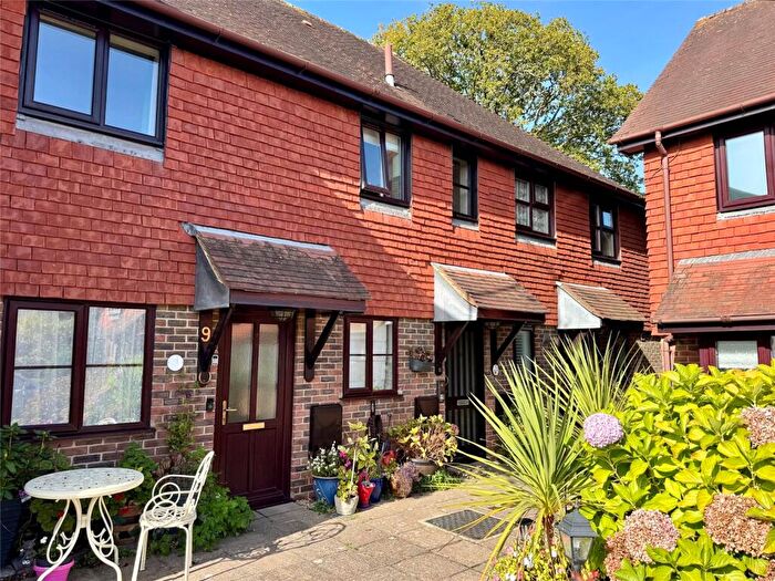 1 Bedroom Apartment For Sale In Fernhill Lane, New Milton, Hampshire, BH25