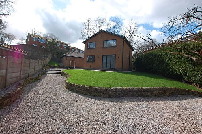 4 Bedroom Detached House To Rent In Pinewood Close, Dukinfield, Greater Manchester, SK16