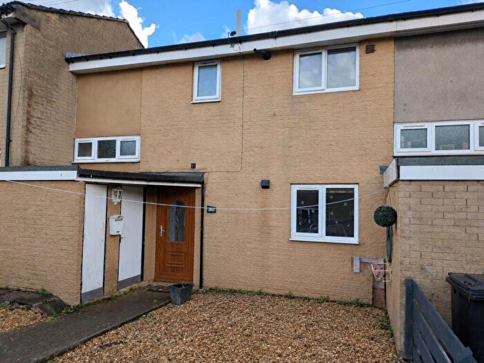 2 Bedroom Town House For Sale In Parkside Terrace, Cullingworth, Bradford, BD13