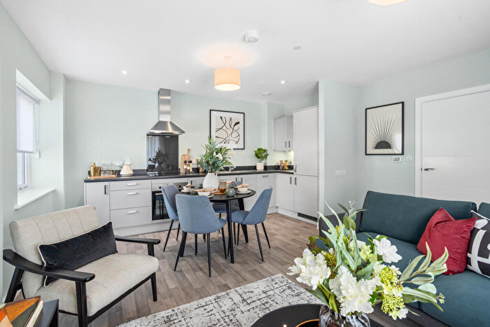 2 Bedroom Apartment For Sale In Riverside West, West Street, Erith, Bexley, DA8