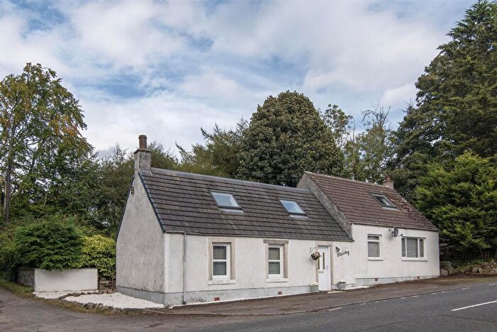 4 Bedroom Detached House For Sale In Blairbeg, Carnbo Kinross, KY13