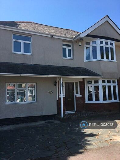 6 Bedroom Semi-Detached House To Rent In Kitchener Road, Southampton, SO17