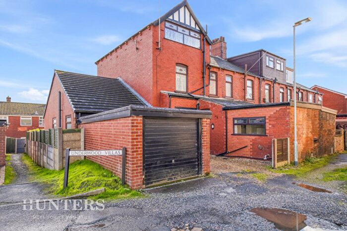 5 Bedroom End Of Terrace House For Sale In Underwood Villas, Littleborough, OL15
