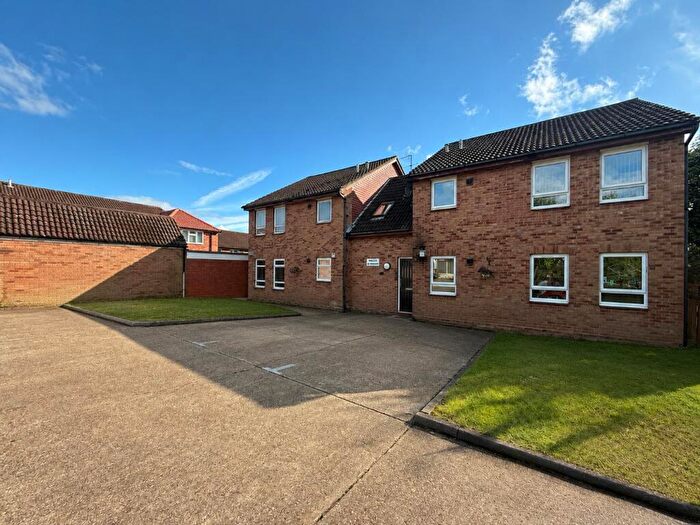 1 Bedroom Flat To Rent In Glenfield Road, Luton, LU3