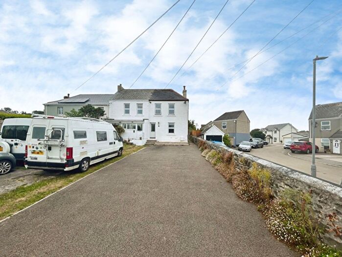 4 Bedroom End Of Terrace House For Sale In Guildford Road, Hayle, TR27
