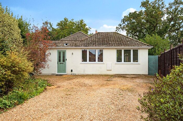 3 Bedroom Bungalow For Sale In Paget Close, Wimborne, BH21