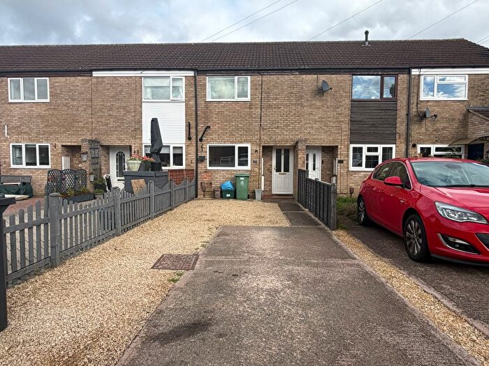 2 Bedroom Property To Rent In Holly End, Gloucester, GL2
