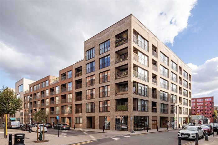 1 Bedroom Flat For Sale In Smeed Road, Hackney Wick, E3