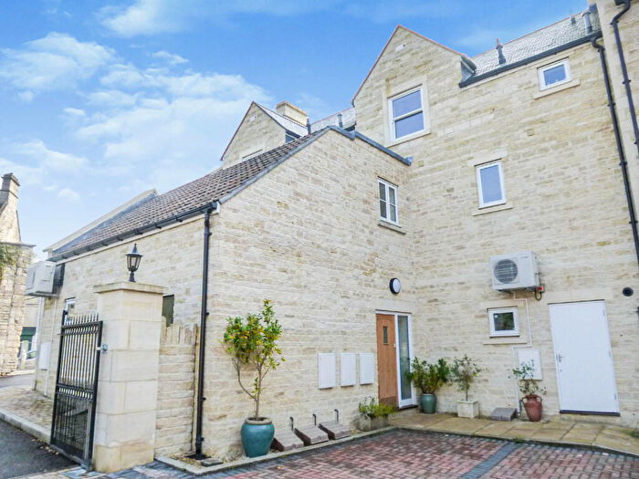 2 Bedroom Apartment To Rent In Stones Court, Bradford On Avon, BA15