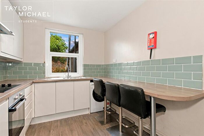 4 Bedroom Terraced House To Rent In Park Crescent Road, Brighton, BN2