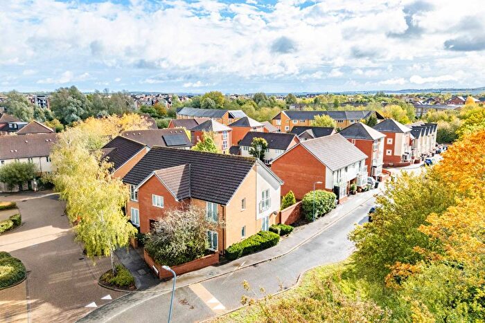 2 Bedroom Maisonette For Sale In Freshfield Ave, Broughton, MK10