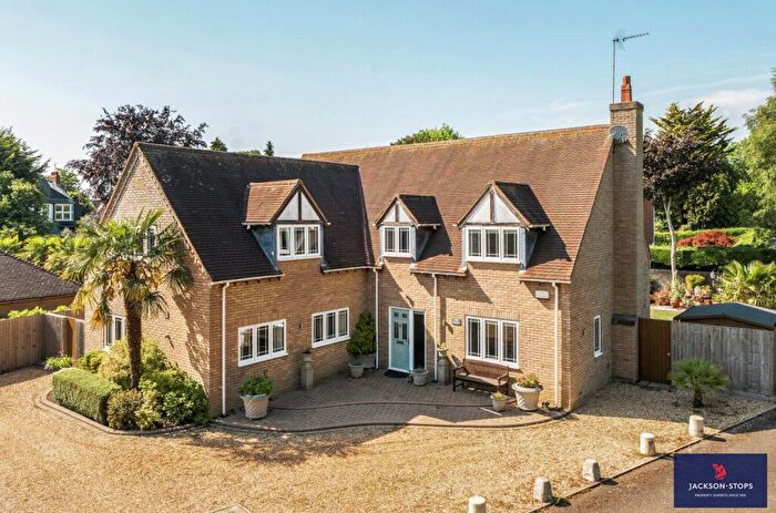 5 Bedroom Detached House For Sale In Anchor Drive, Northampton, Northamptonshire, NN2