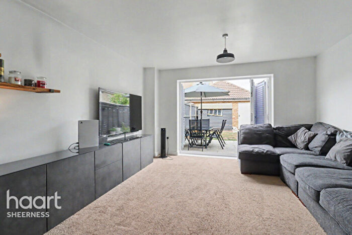 3 Bedroom Semi-Detached House For Sale In Hazel Avenue, Minster, ME12