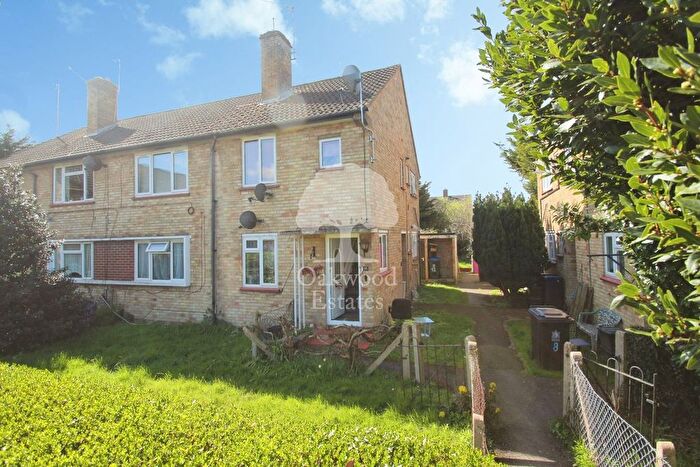1 Bedroom Maisonette For Sale In Laurels Road, Iver Heath, SL0