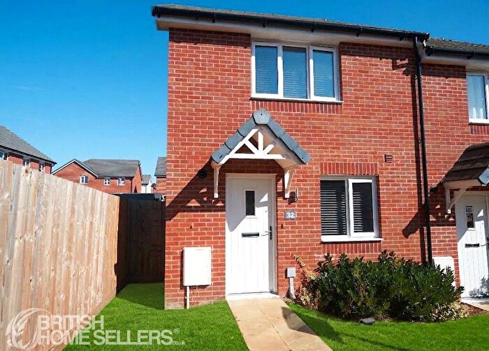 2 Bedroom End Of Terrace House For Sale In Wagtail Walk, Axminster, Devon, EX13