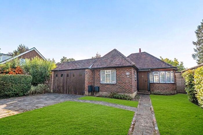 3 Bedroom Detached House For Sale In Manor Avenue, Caterham, CR3