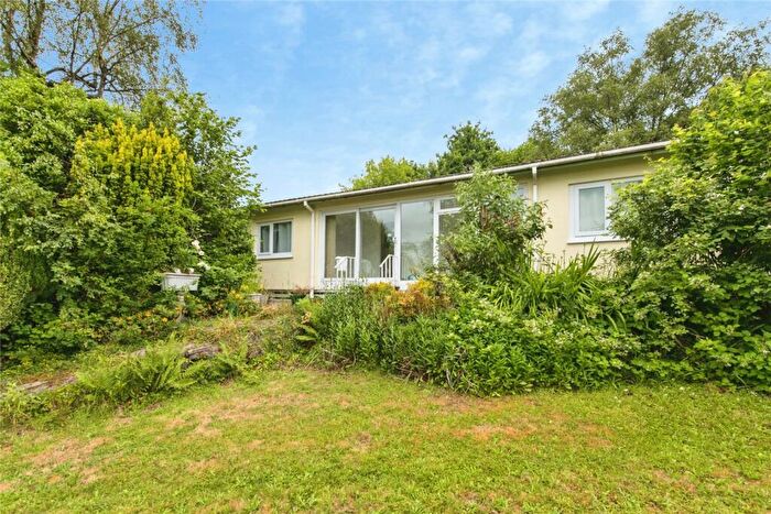 2 Bedroom Mobile Home For Sale In Heatherfield, Pathfinder Village, Exeter, EX6