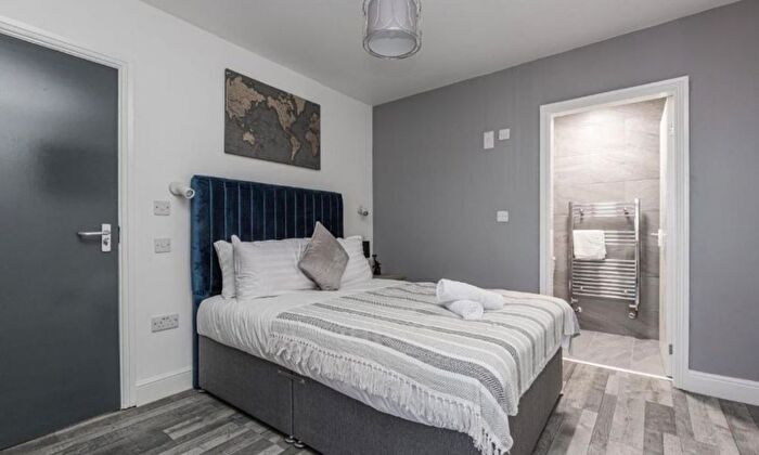 6 Bedroom Block Of Flats For Sale In /A Oakfield Road, Walton, Liverpool, Merseyside, L4