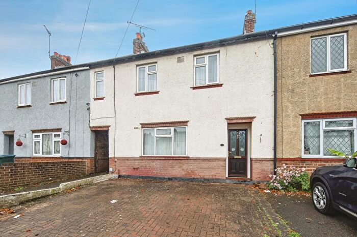 4 Bedroom Terraced House For Sale In Beake Avenue, Radford, Coventry, CV6