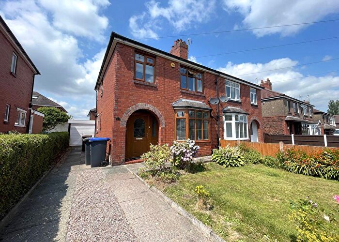 3 Bedroom Semi-Detached House For Sale In Kingsfield Road, Biddulph, ST8