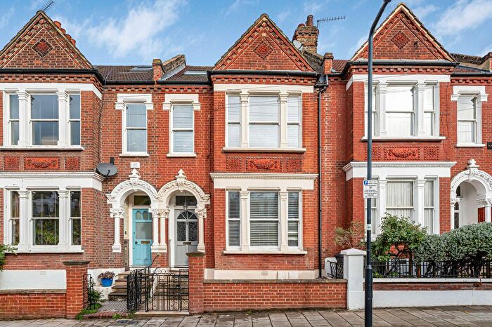 5 Bedroom Terraced House For Sale In Kingscourt Road, London, SW16
