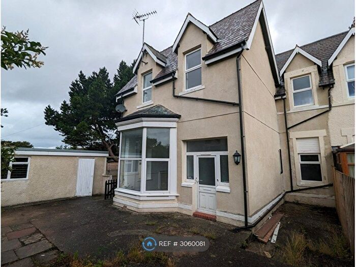 1 Bedroom Flat To Rent In Bryn Lupus Road, Llandudno, LL30