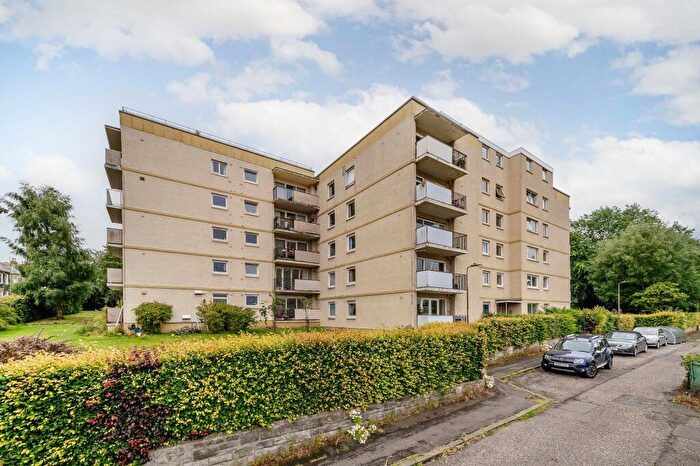3 Bedroom Apartment For Sale In Queen's Park Court, Edinburgh, Midlothian, EH8