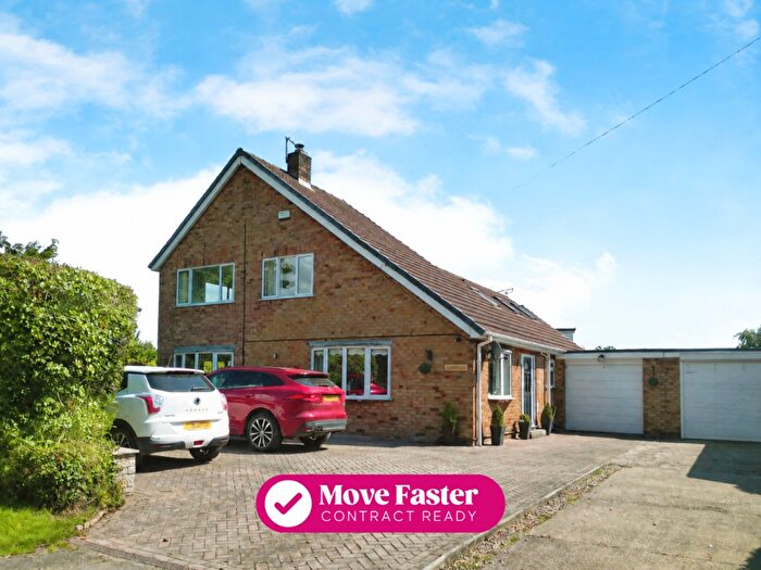 3 Bedroom Link Detached House For Sale In Rectory Road, Roos, Hull, HU12