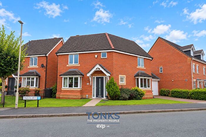 3 Bedroom Detached House For Sale In Stadium Drive, Dudley, DY2
