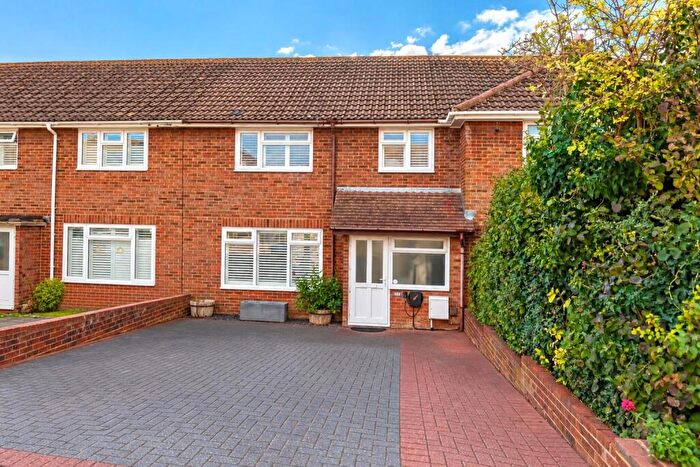 3 Bedroom Terraced House For Sale In Oakapple Road, Southwick, Brighton, BN42
