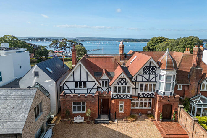 3 Bedroom Semi-Detached House For Sale In Alington Road, Evening Hill, Poole, Dorset, BH14