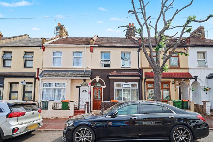 3 Bedroom Terraced House For Sale In St. Olaves Road, London, E6