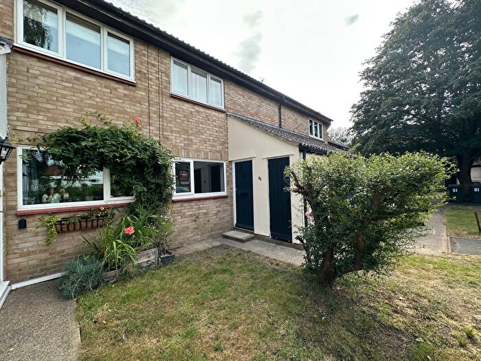 1 Bedroom Flat To Rent In Lakemead, Ashford, TN23