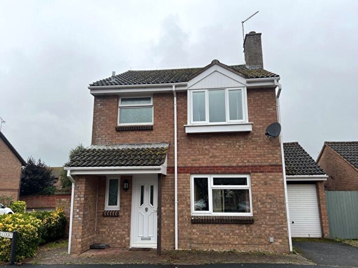 3 Bedroom Detached House To Rent In Elm Court, Starcross, EX6