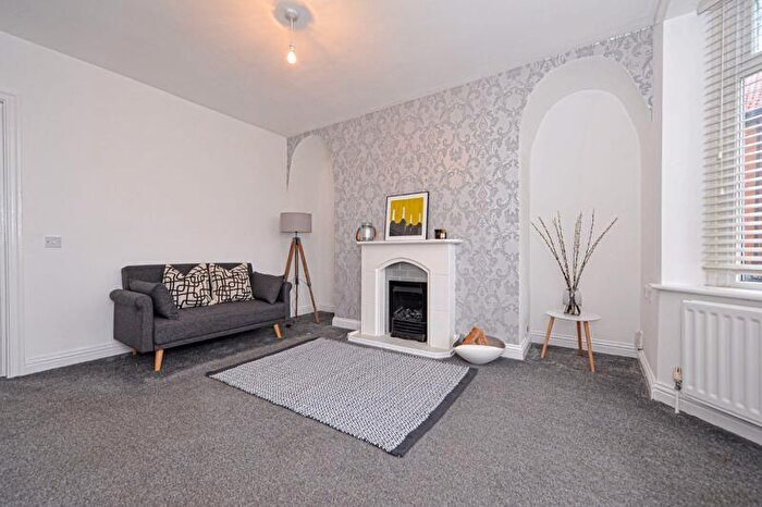 2 Bedroom Semi-Detached House To Rent In Picherwell, Felling, NE10