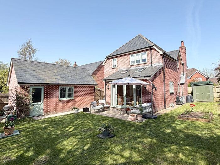 3 Bedroom Detached House For Sale In Upham, SO32