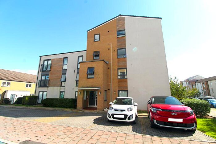 2 Bedroom Apartment For Sale In Gascoigns Way, Charlton Hayes, BS34