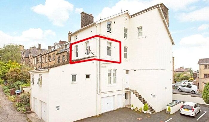 1 Bedroom Flat For Sale In Tivoli Place, Ilkley, West Yorkshire, LS29