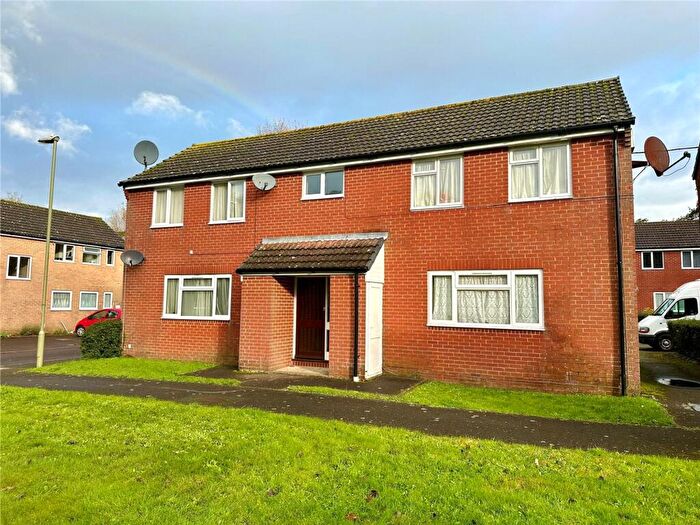 Studio To Rent In Willow Drive, Ringwood, BH24