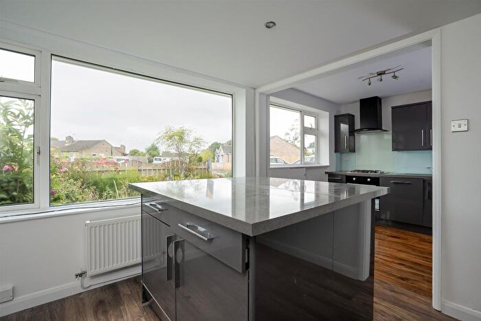 4 Bedroom Semi-Detached Bungalow For Sale In Beech Avenue, Bishopthorpe, York, YO23