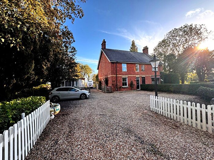 3 Bedroom Semi-Detached House For Sale In Gunby Road, Orby, Spilsby, PE23
