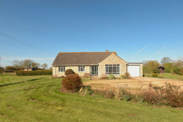 4 Bedroom Bungalow To Rent In Leys Road, Cumnor, Oxford, OX2